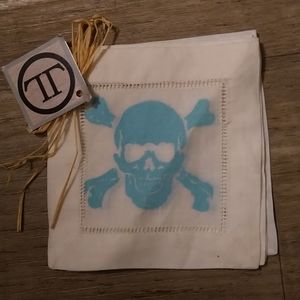 LINEN COCKTAIL NAPKINS